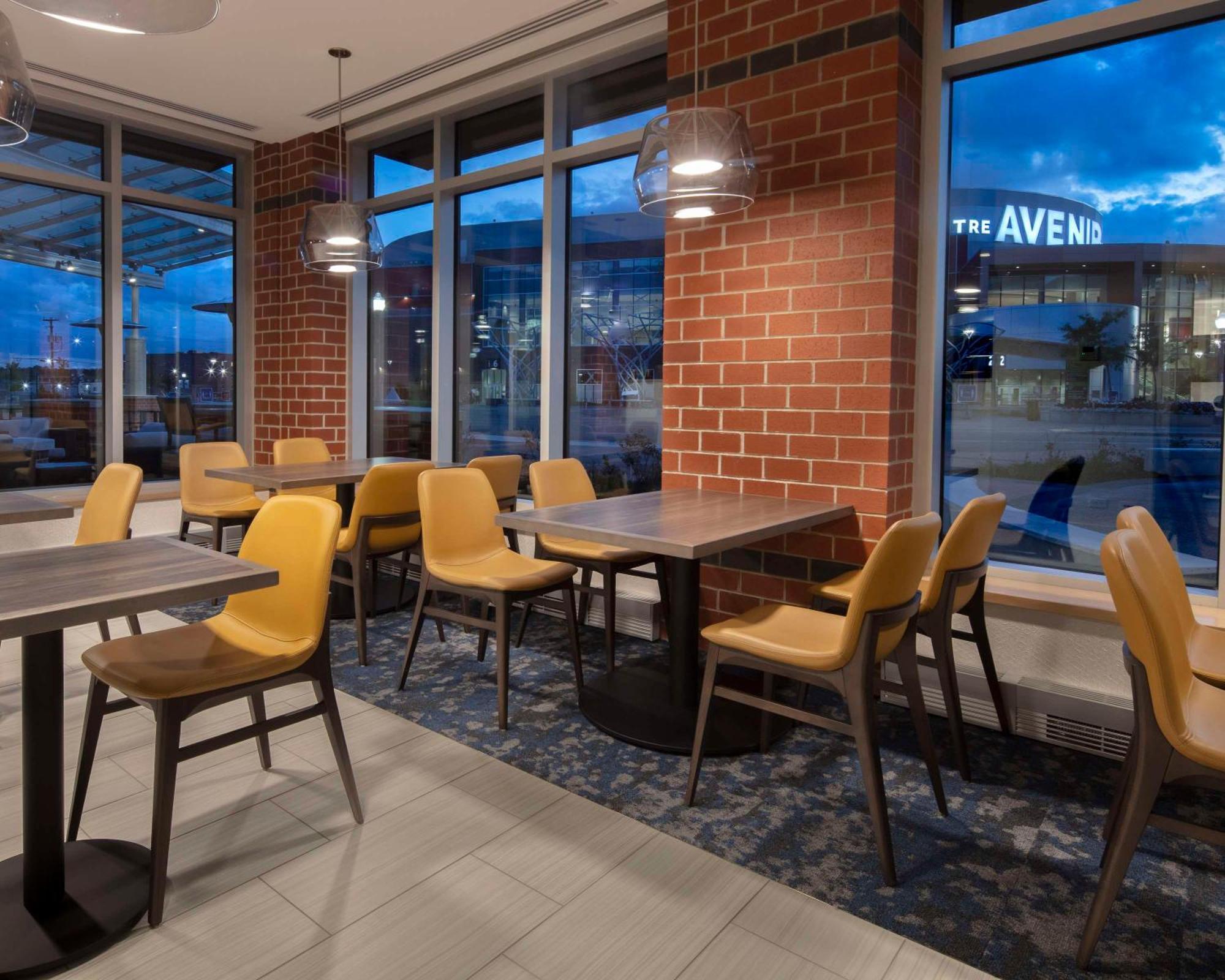 Hyatt Place Moncton-Downtown Exteriör bild